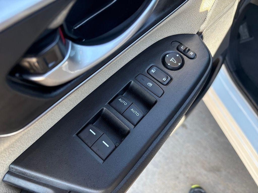 used 2022 Honda CR-V car, priced at $27,281