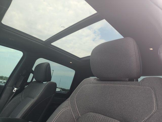 used 2022 Ram 1500 car, priced at $34,114