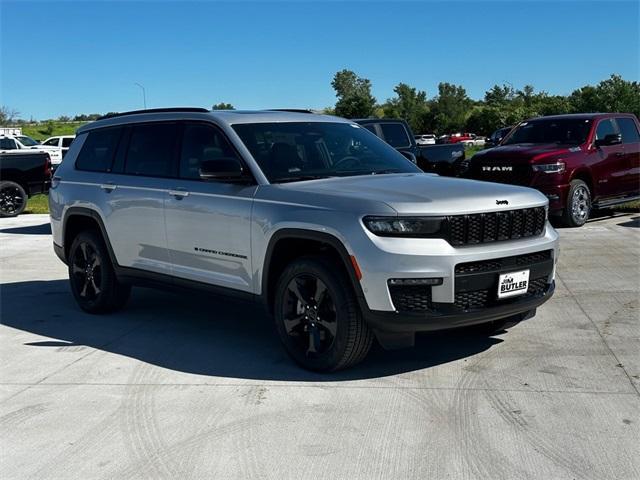 new 2024 Jeep Grand Cherokee L car, priced at $52,917