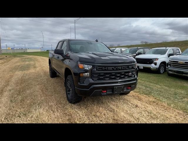 new 2025 Chevrolet Silverado 1500 car, priced at $43,220