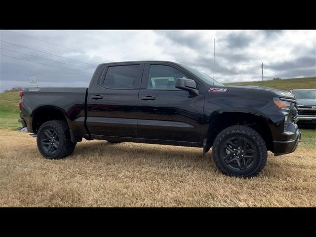 new 2025 Chevrolet Silverado 1500 car, priced at $43,220