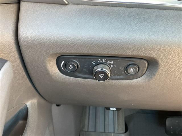 used 2020 Chevrolet Traverse car, priced at $22,692