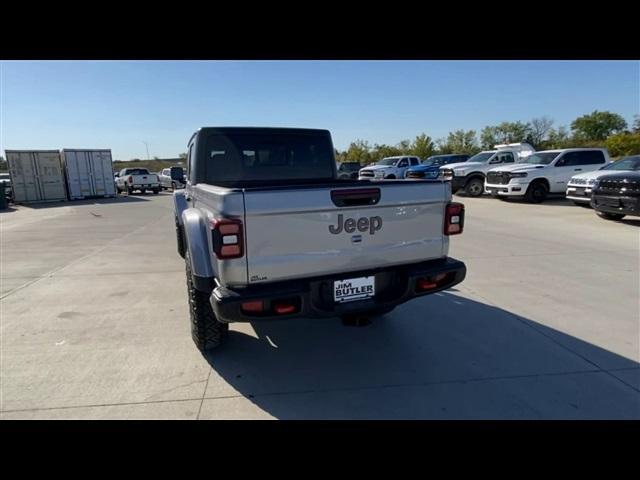 used 2021 Jeep Gladiator car, priced at $36,464