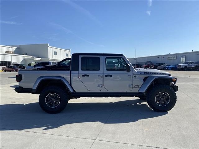 used 2021 Jeep Gladiator car, priced at $36,464