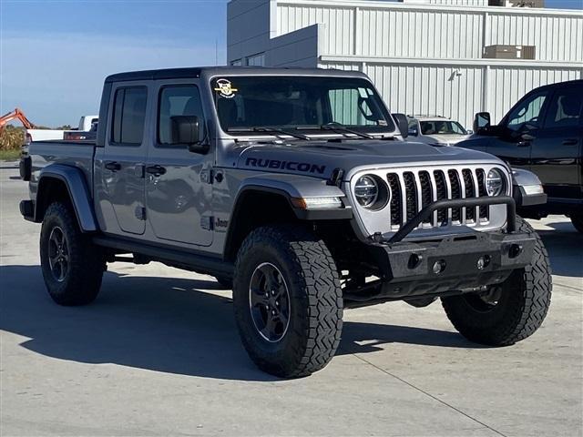 used 2021 Jeep Gladiator car, priced at $36,464