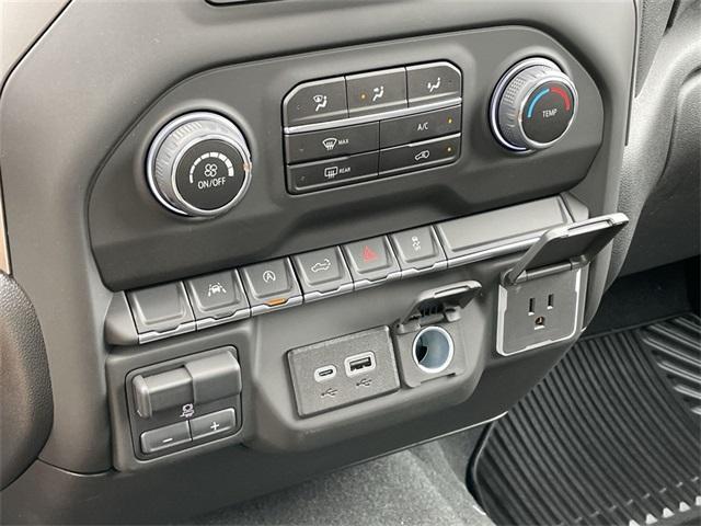 new 2025 Chevrolet Silverado 1500 car, priced at $46,039