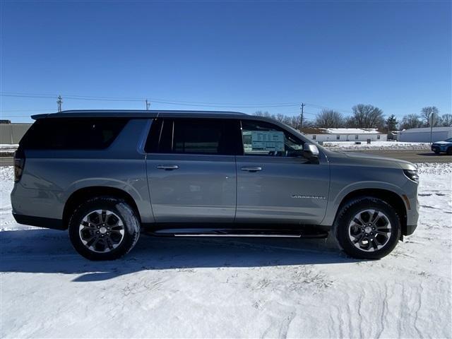 new 2025 Chevrolet Suburban car, priced at $64,169