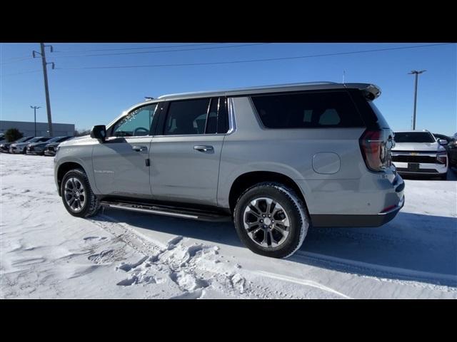 new 2025 Chevrolet Suburban car, priced at $64,169