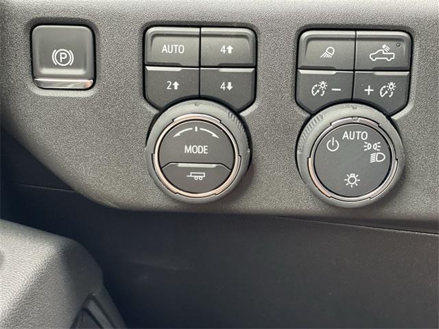 new 2025 Chevrolet Silverado 1500 car, priced at $55,288