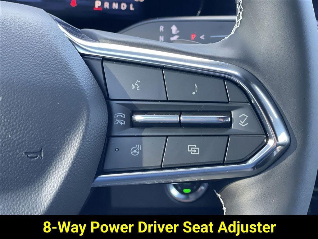 new 2025 Chevrolet Traverse car, priced at $39,989