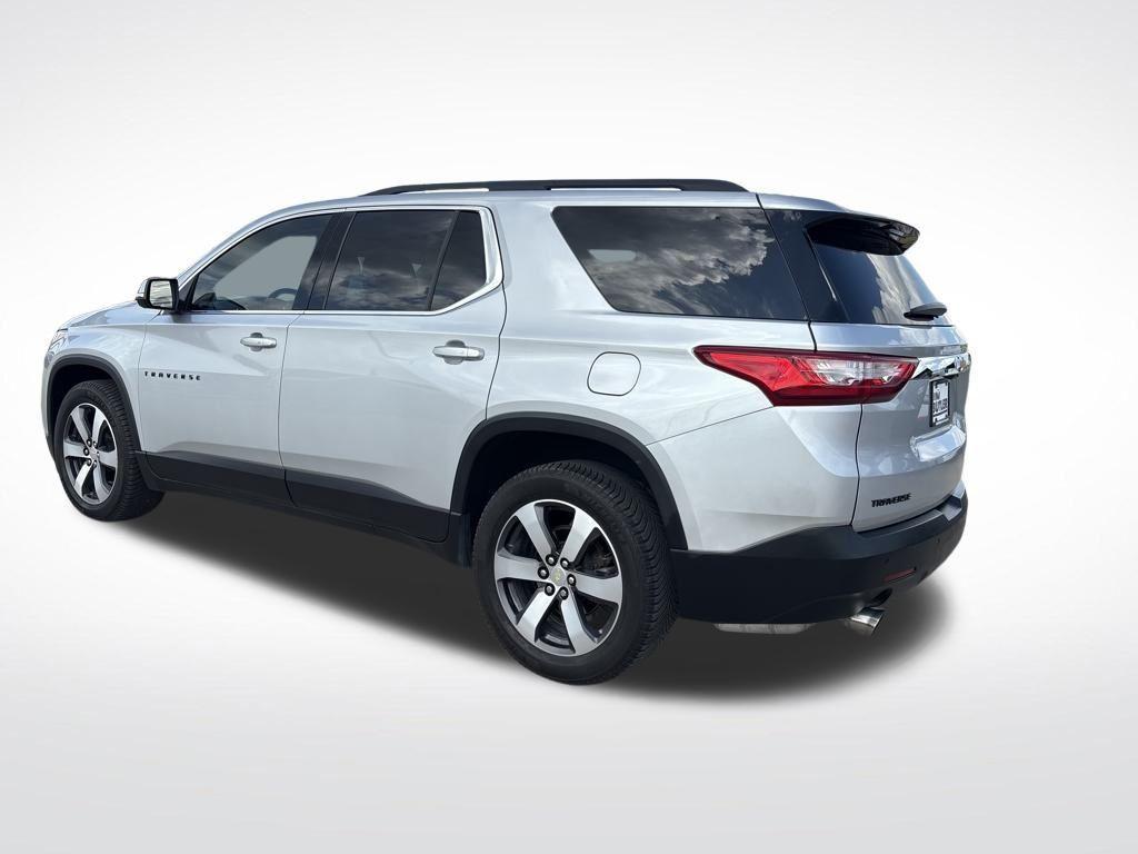 used 2021 Chevrolet Traverse car, priced at $21,131