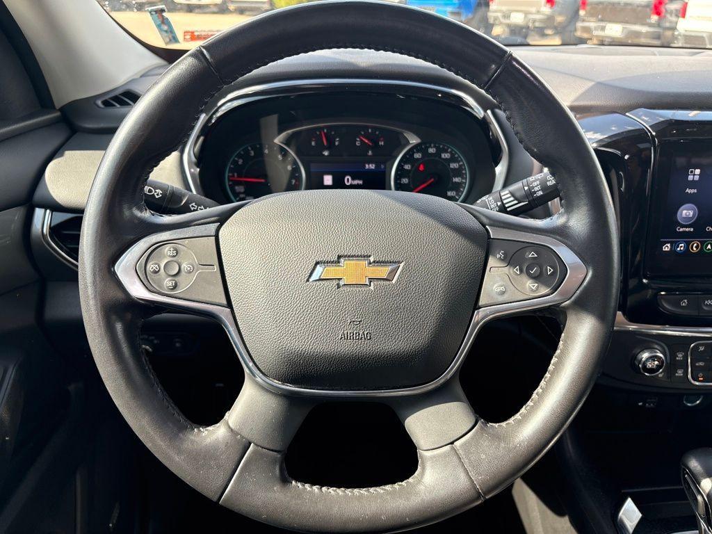 used 2021 Chevrolet Traverse car, priced at $21,131