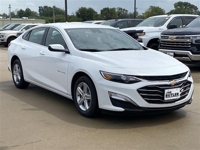 new 2025 Chevrolet Malibu car, priced at $25,170