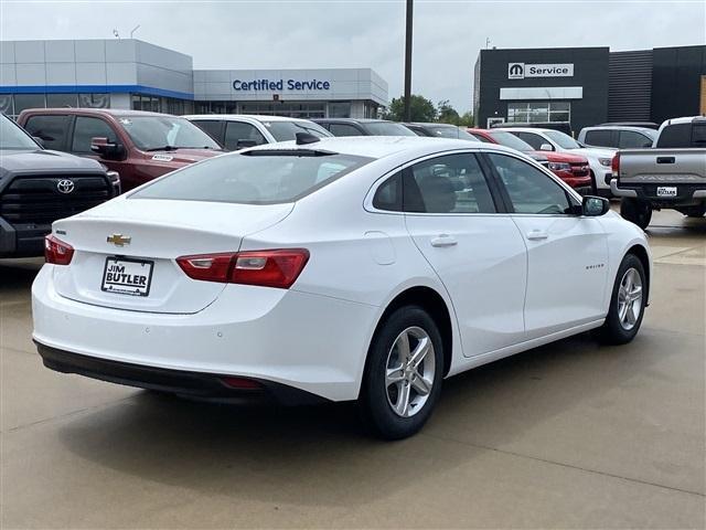 new 2025 Chevrolet Malibu car, priced at $25,170