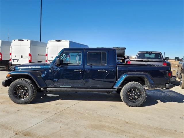 new 2025 Jeep Gladiator car, priced at $42,222