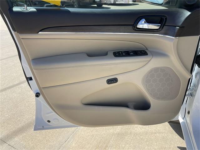 used 2021 Jeep Grand Cherokee car, priced at $26,737