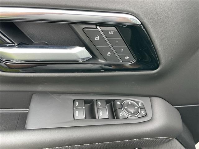 new 2025 Chevrolet Suburban car, priced at $84,090