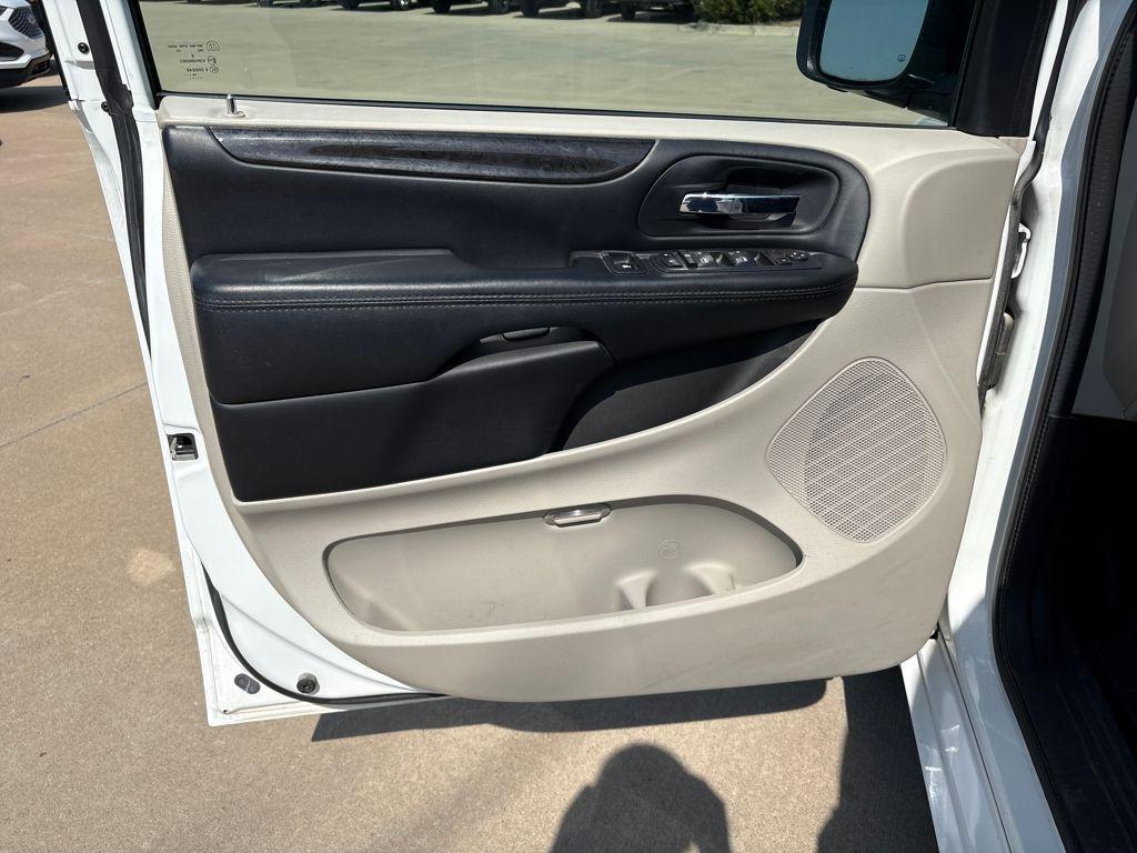 used 2019 Dodge Grand Caravan car, priced at $16,531