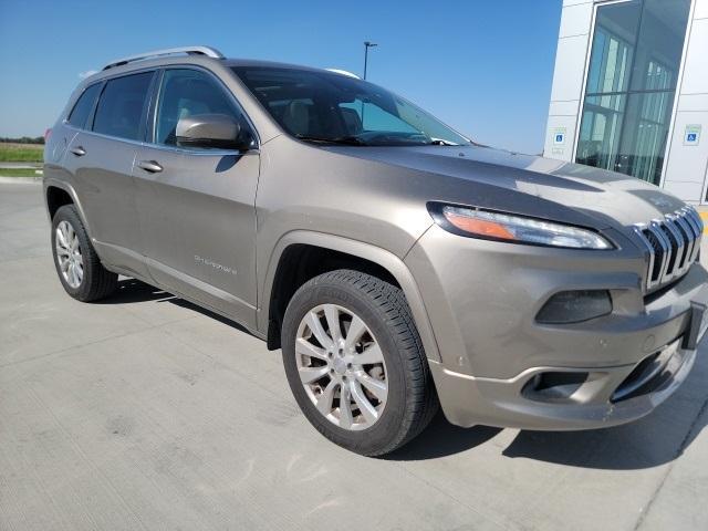 used 2016 Jeep Cherokee car, priced at $18,967