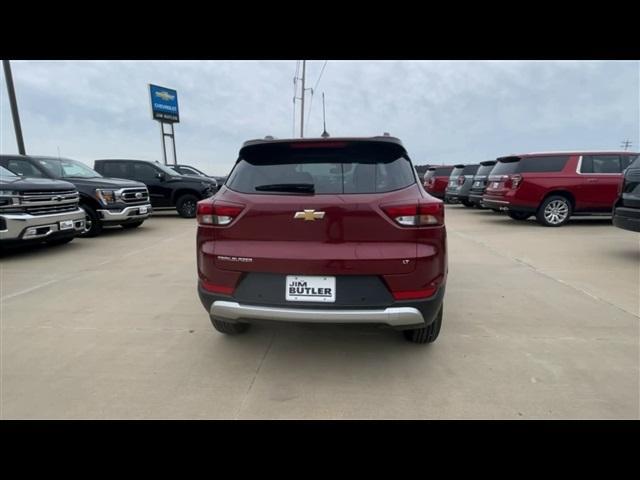 new 2025 Chevrolet TrailBlazer car, priced at $27,048