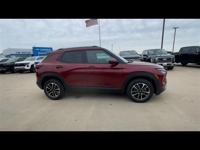 new 2025 Chevrolet TrailBlazer car, priced at $27,048