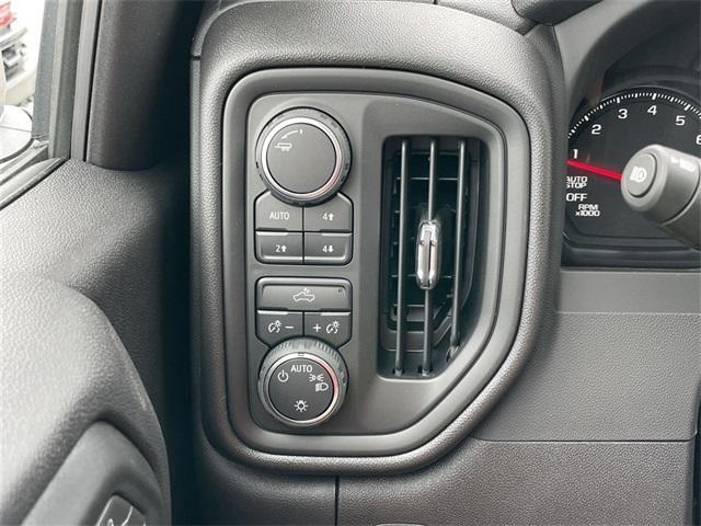new 2025 Chevrolet Silverado 1500 car, priced at $46,292