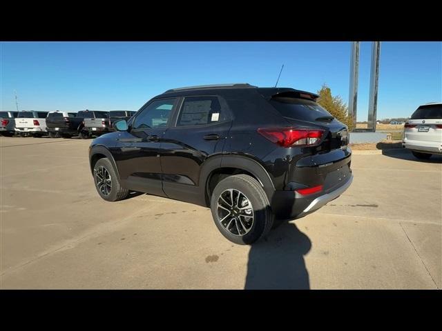 new 2025 Chevrolet TrailBlazer car, priced at $27,048