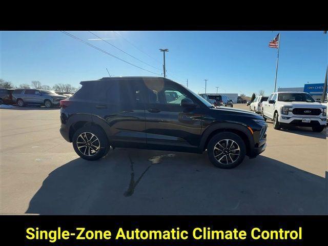 new 2025 Chevrolet TrailBlazer car, priced at $24,987