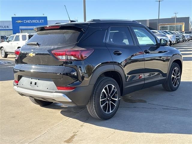 new 2025 Chevrolet TrailBlazer car, priced at $27,048