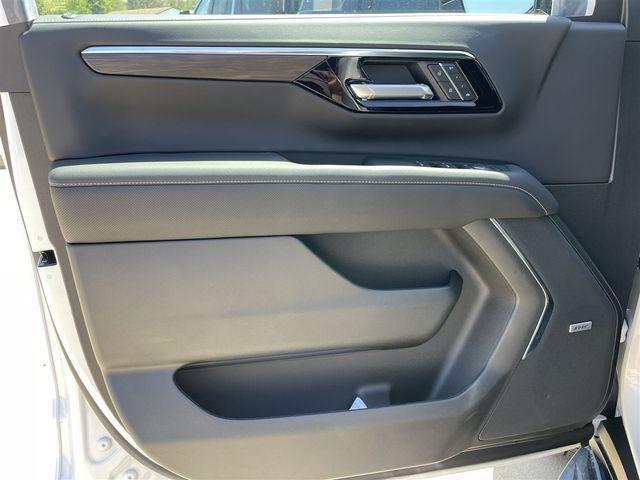 new 2025 Chevrolet Tahoe car, priced at $74,790