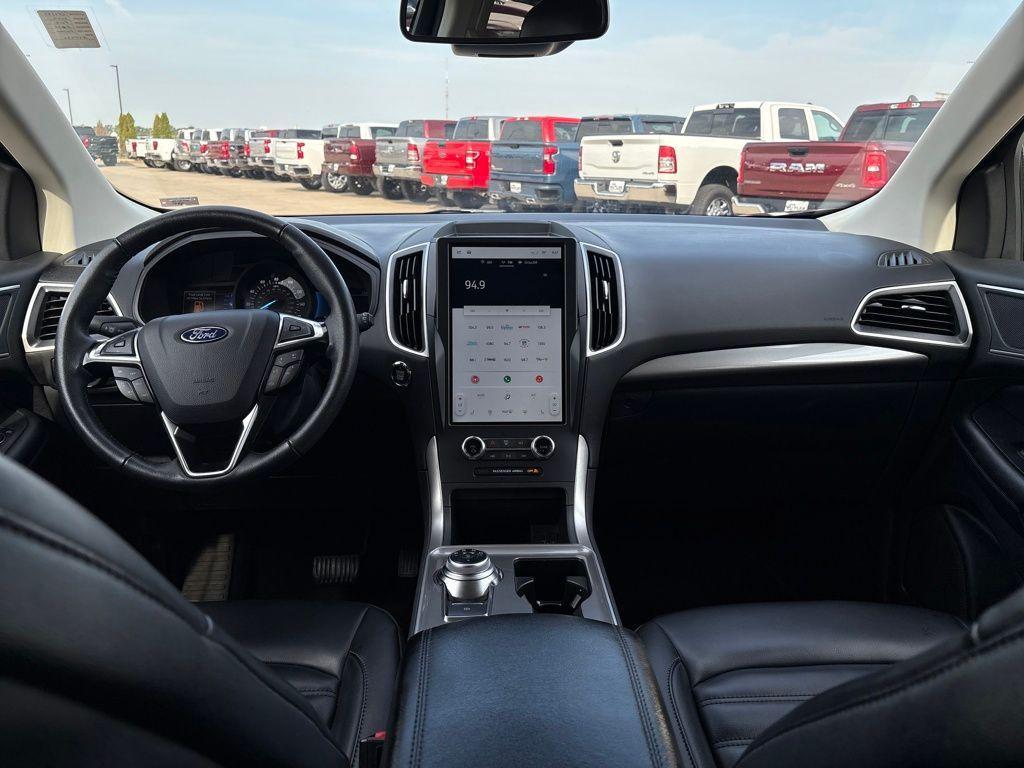 used 2024 Ford Edge car, priced at $20,000