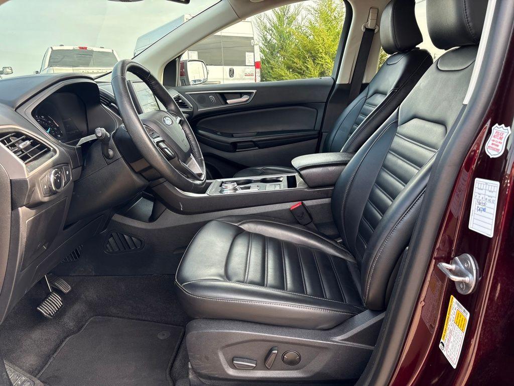 used 2024 Ford Edge car, priced at $20,000