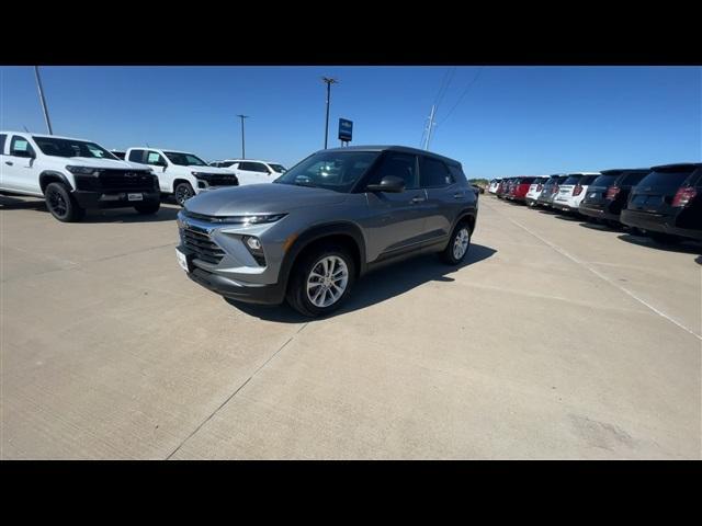 new 2025 Chevrolet TrailBlazer car, priced at $24,035