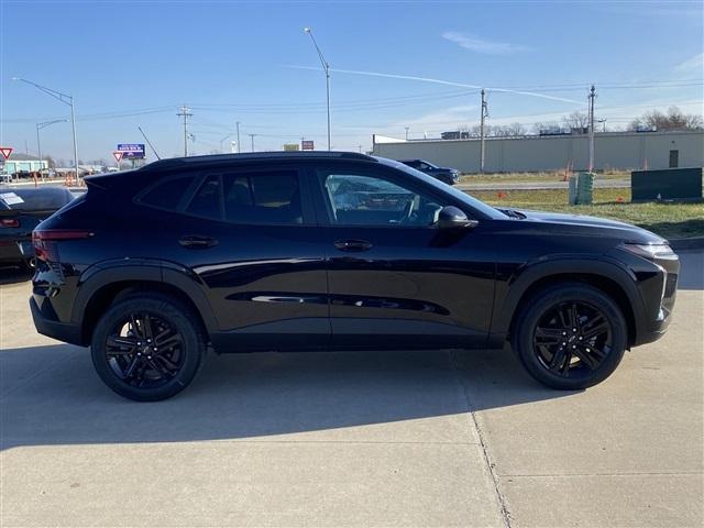 new 2025 Chevrolet Trax car, priced at $25,419