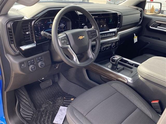 new 2025 Chevrolet Silverado 1500 car, priced at $47,629