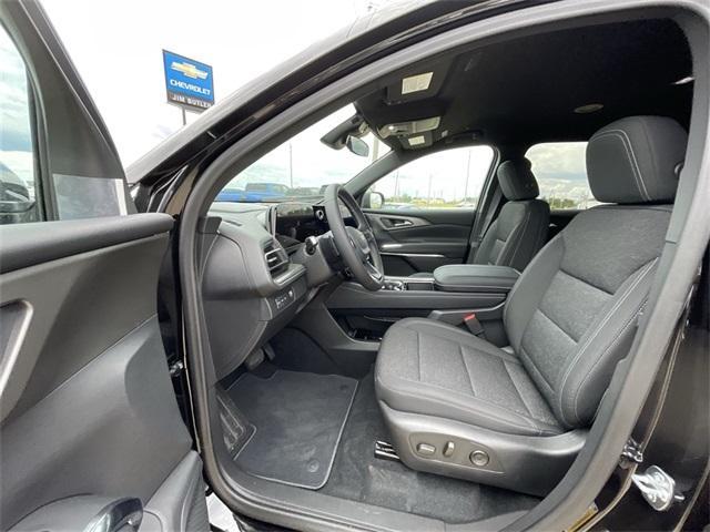 new 2025 Chevrolet Traverse car, priced at $42,195