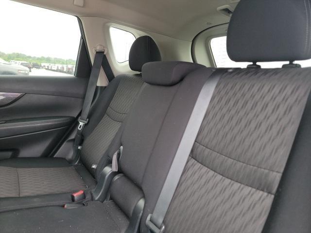 used 2019 Nissan Rogue car, priced at $19,218