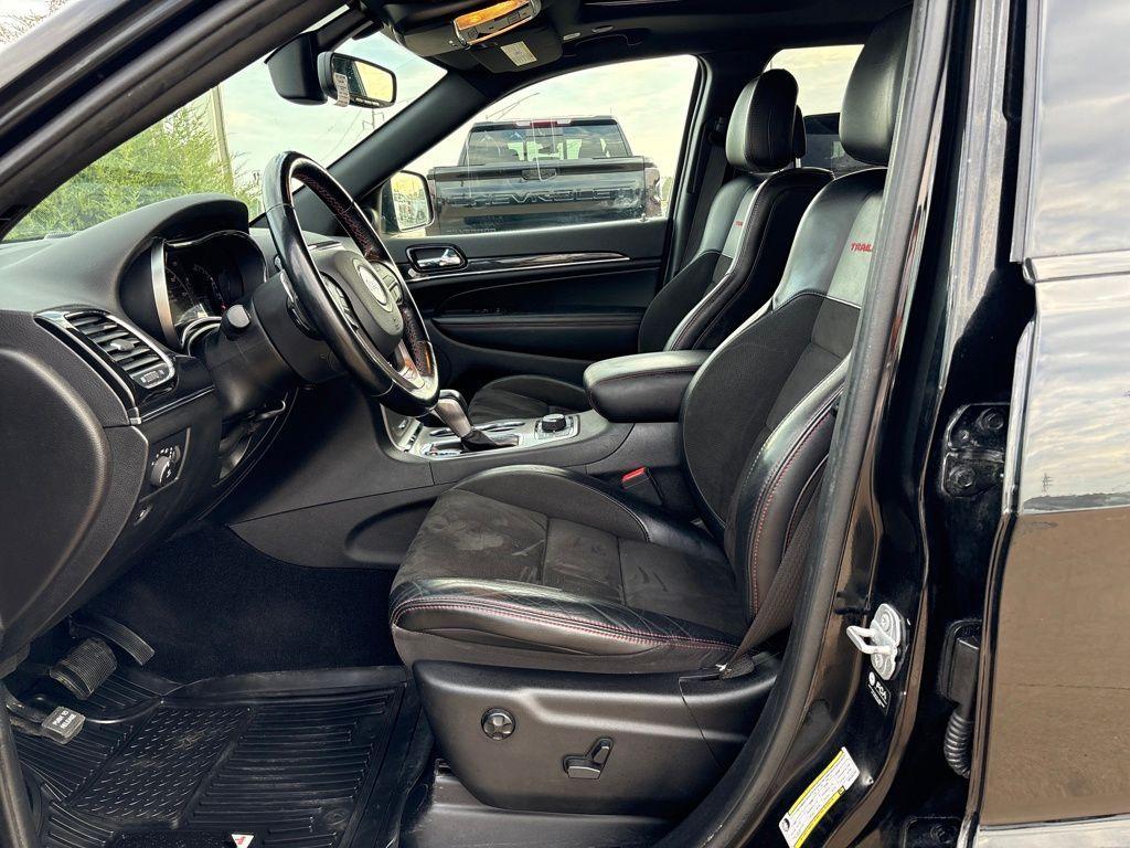 used 2021 Jeep Grand Cherokee car, priced at $24,047