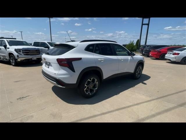 new 2025 Chevrolet Trax car, priced at $24,235