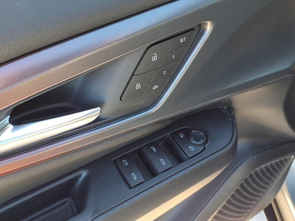 new 2026 Chevrolet Equinox EV car, priced at $50,185