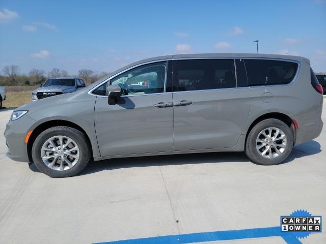 used 2023 Chrysler Pacifica car, priced at $35,958