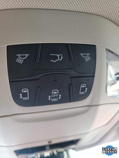 used 2023 Chrysler Pacifica car, priced at $35,958