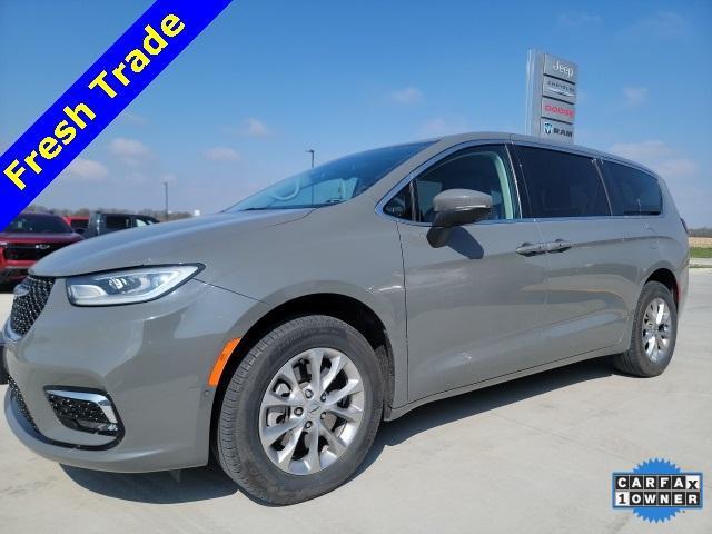 used 2023 Chrysler Pacifica car, priced at $35,958