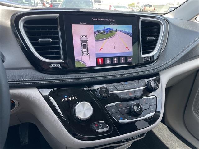 used 2023 Chrysler Pacifica car, priced at $35,958