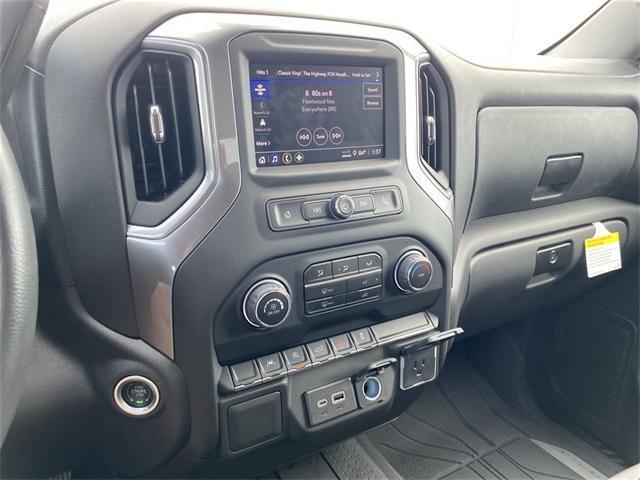 new 2024 Chevrolet Silverado 1500 car, priced at $41,901