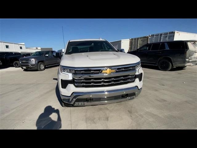 new 2025 Chevrolet Silverado 1500 car, priced at $57,680