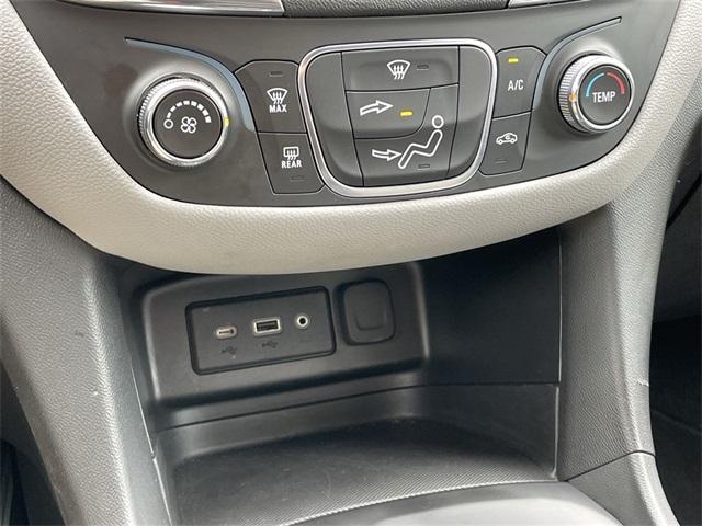 used 2023 Chevrolet Equinox car, priced at $23,142