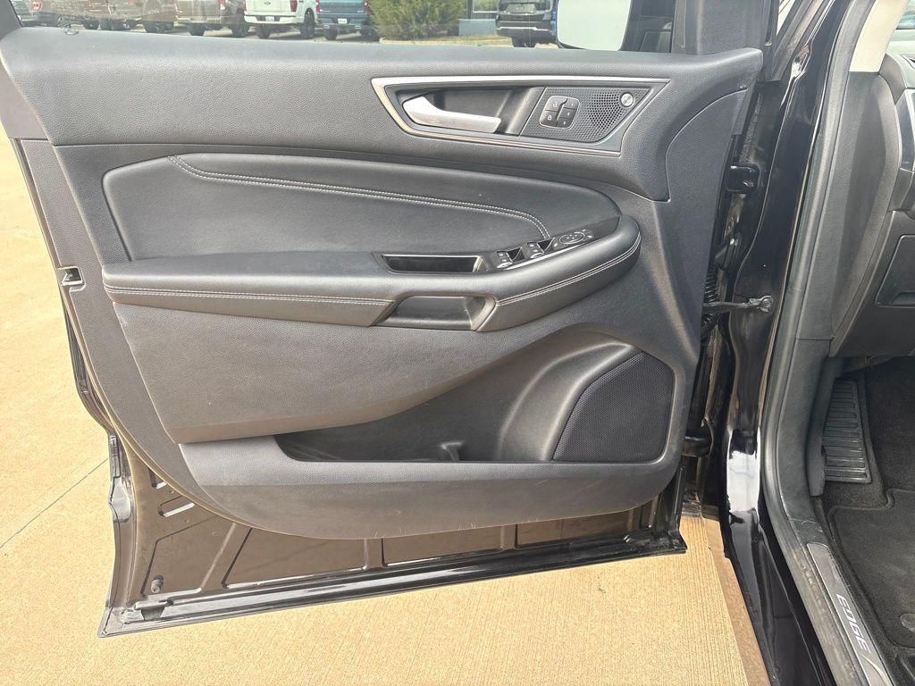 used 2020 Ford Edge car, priced at $17,977
