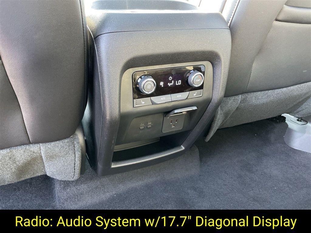 new 2026 Chevrolet Traverse car, priced at $56,999