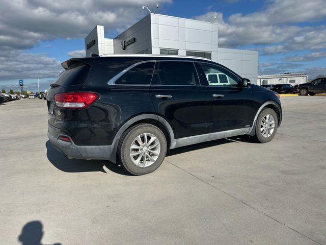 used 2018 Kia Sorento car, priced at $15,899